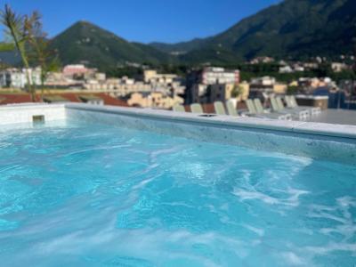stabiahotel it a-luglio-e-agosto-sconto-in-piscina-a-castellamare-di-stabia 027